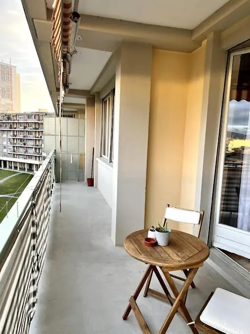 Beautiful Park View Apartment Next To Un Ginebra Suiza