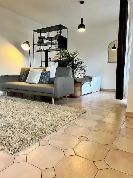 Beautiful Park View Apartment Next To Un location